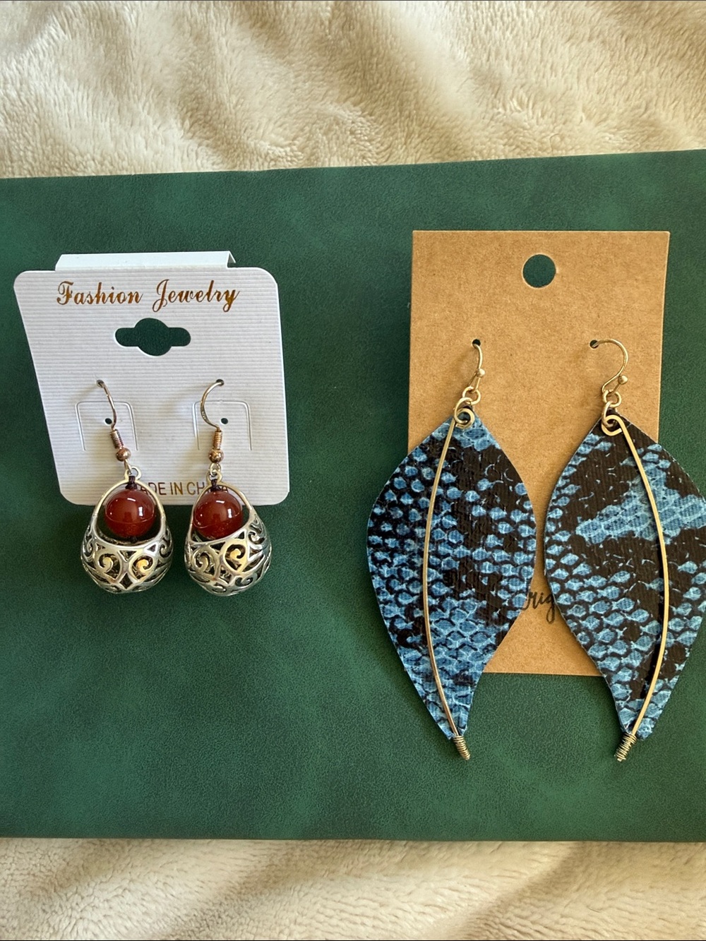 NWT 2 pairs Fashion Jewelry